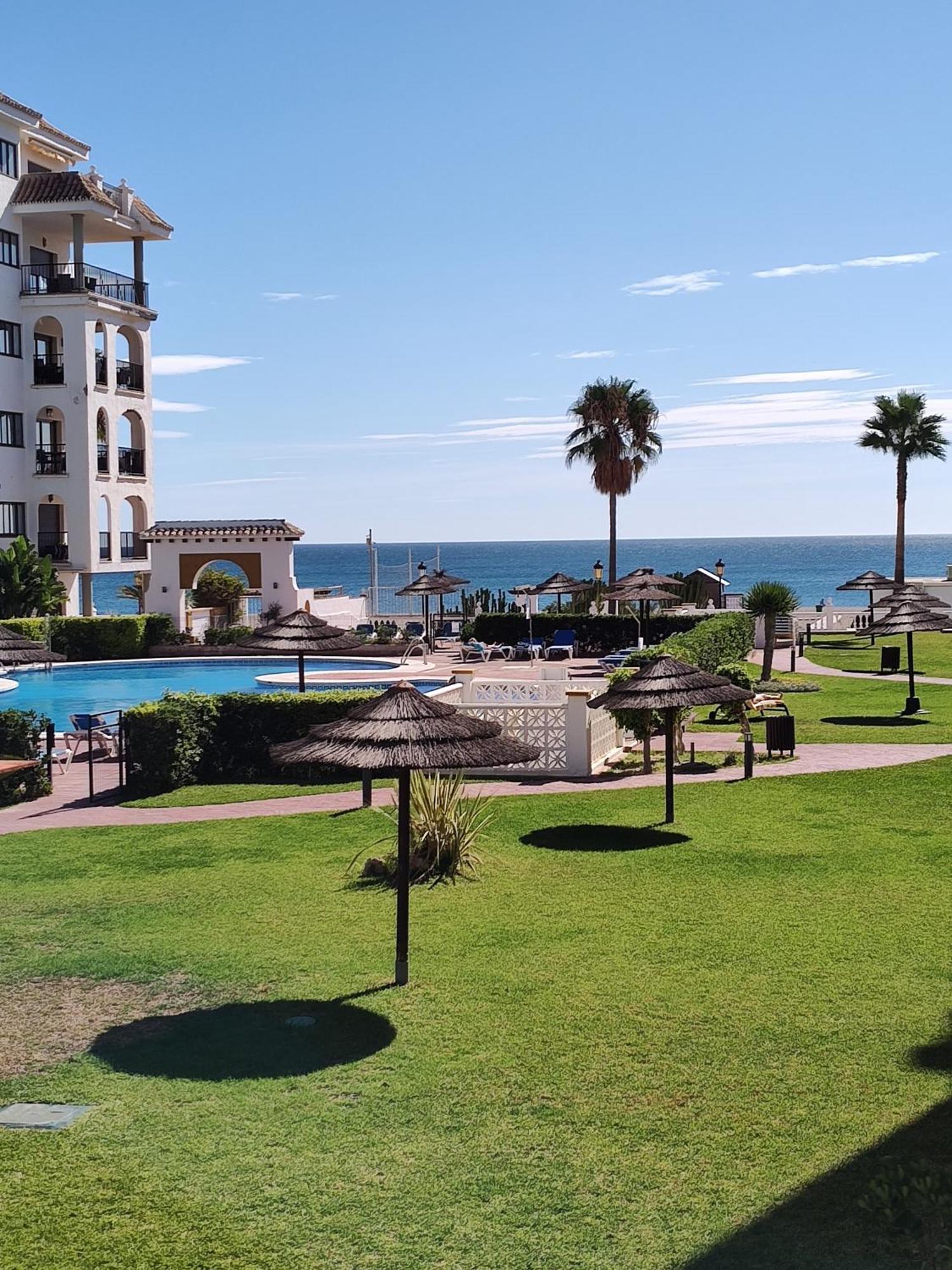 Duquesa 5210 Beach Side Paradise Castillo de Sabinillas Buitenkant foto